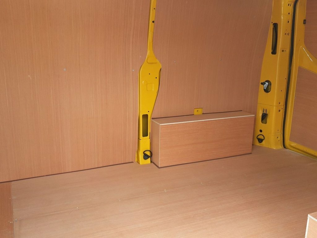 Ford Transit Custom 2L Leader LB22JKN Yellow #3
