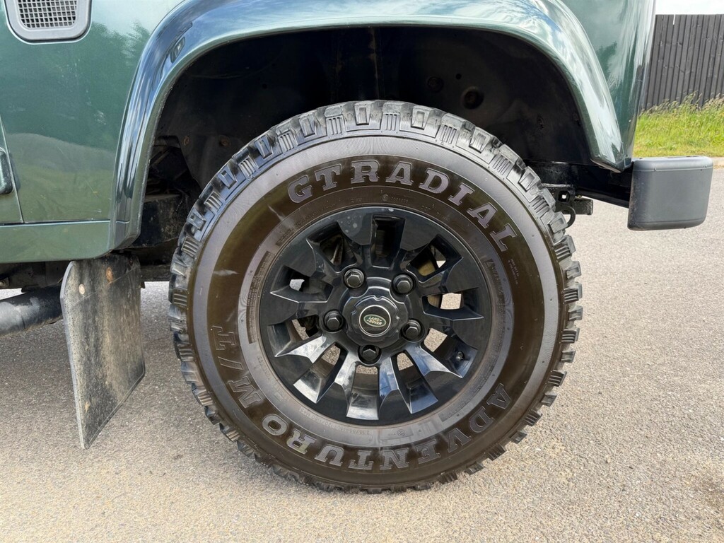 Land Rover Defender 90 Defender 90 Hard Black #18