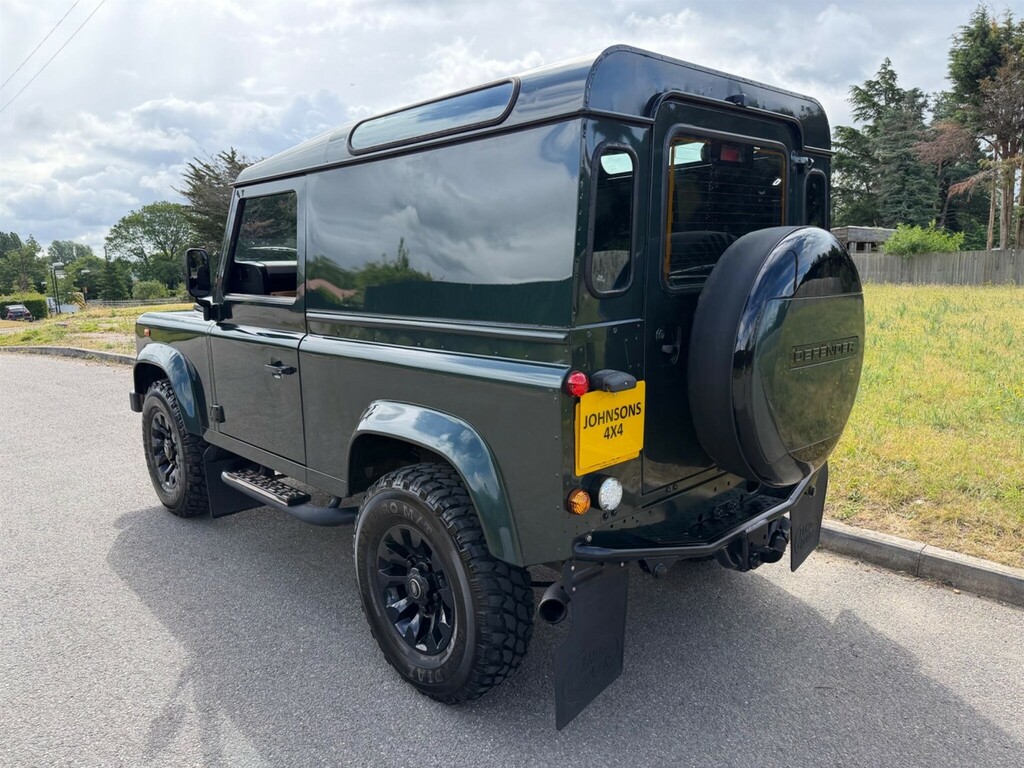 Land Rover Defender 90 Suv Green #6