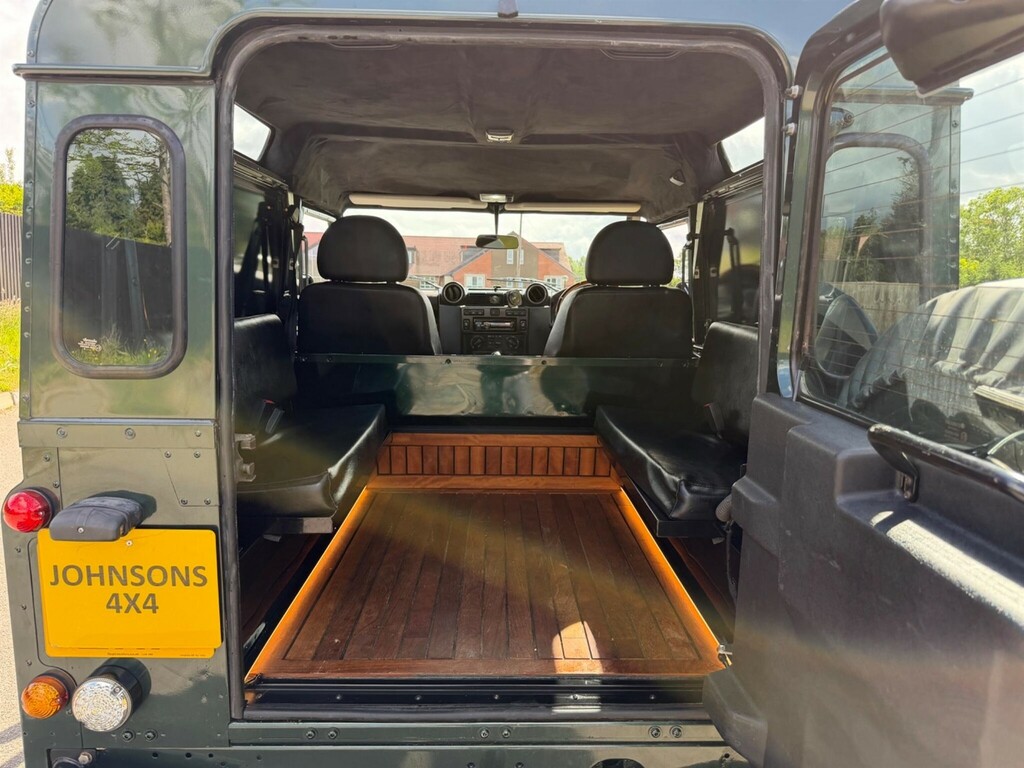 Land Rover Defender 90 Defender 90 Hard Black #27
