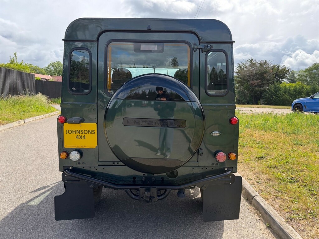 Land Rover Defender 90 Defender 90 Hard Black #8