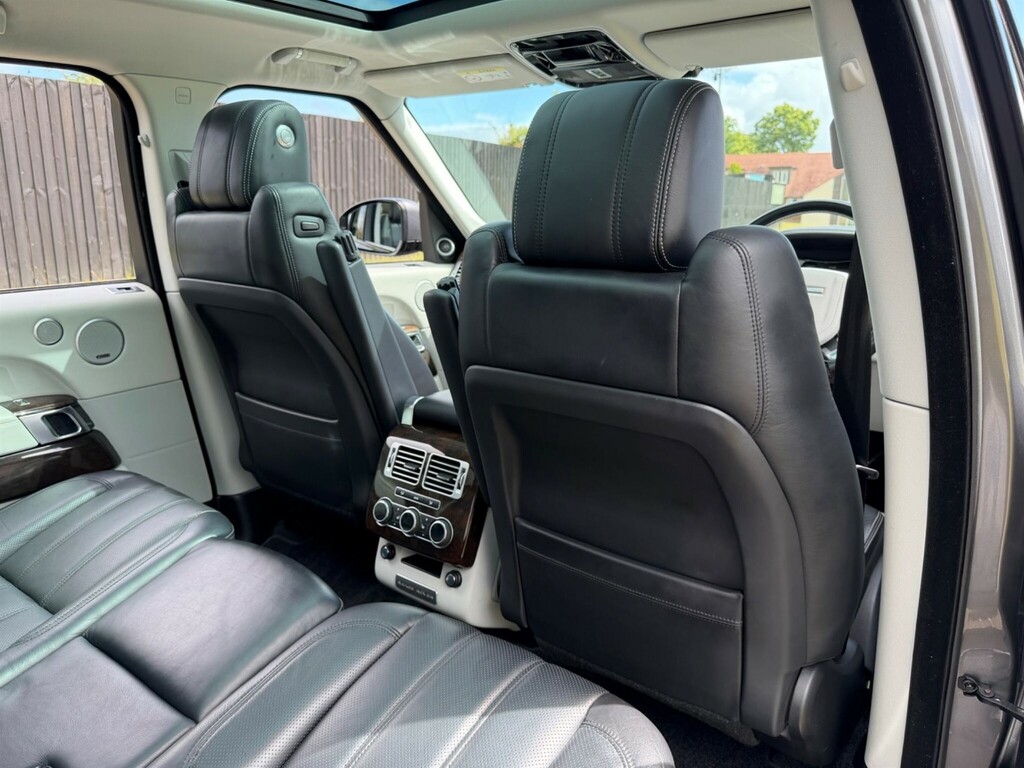 Land Rover Range Rover 3.0 Tdv6 Vogue 255 Bhp Grey #17