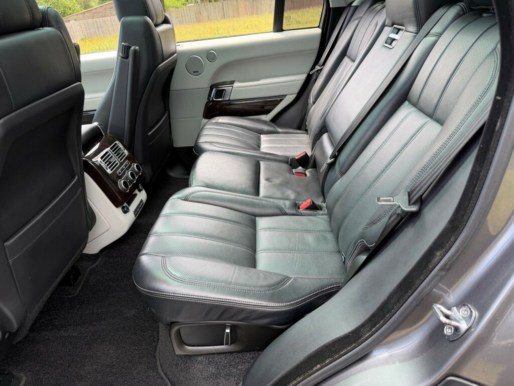 Land Rover Range Rover 3.0 Tdv6 Vogue 255 Bhp Grey #21