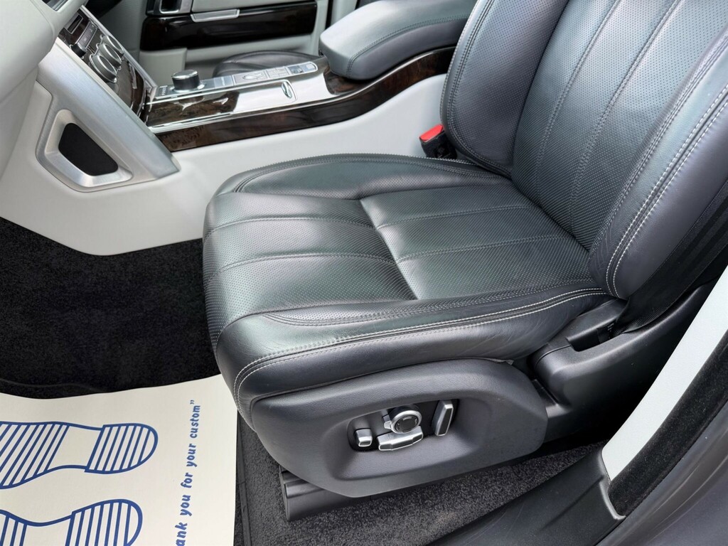Land Rover Range Rover 3.0 Tdv6 Vogue 255 Bhp Grey #67