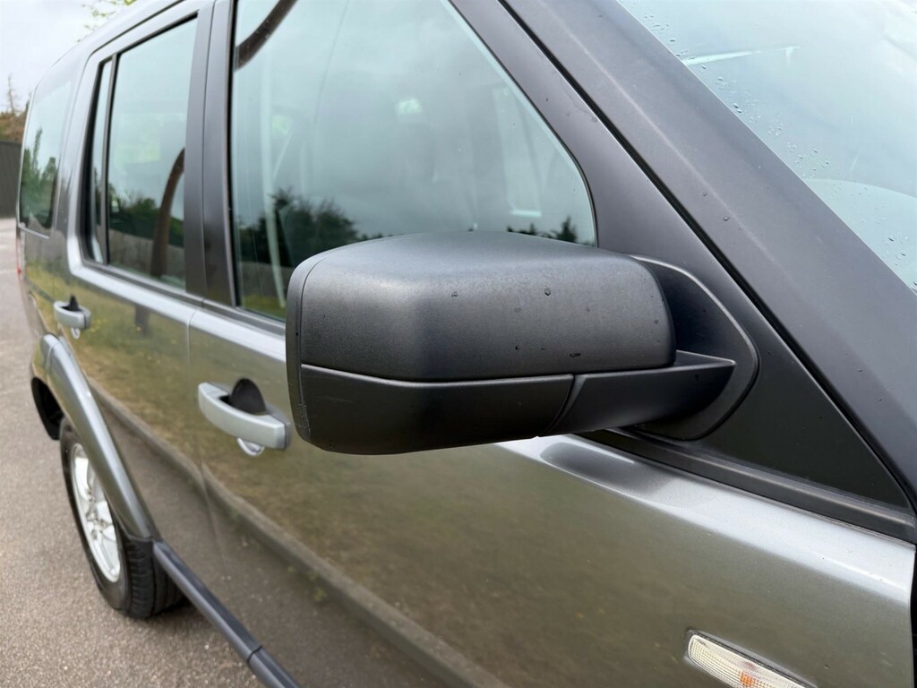 Land Rover Discovery Discovery Tdv6 Hse Black #29