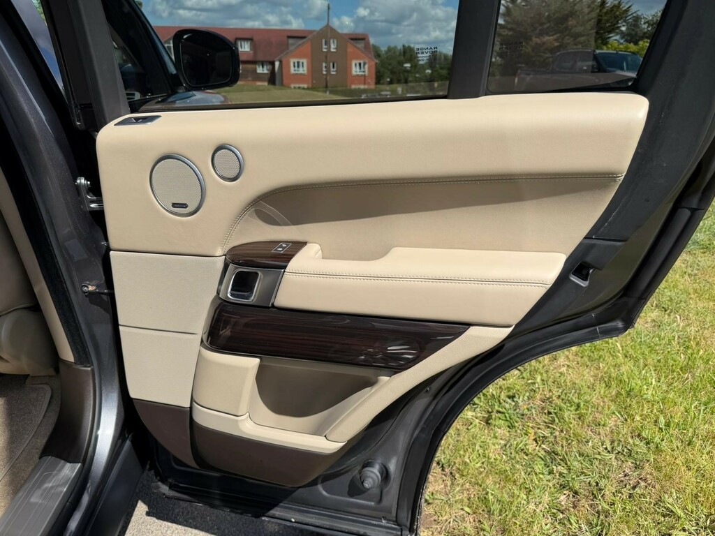 Land Rover Range Rover 4.4 Sdv8 Vogue Se #33