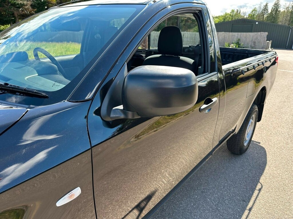 Mitsubishi L200 Automatic Grey #33
