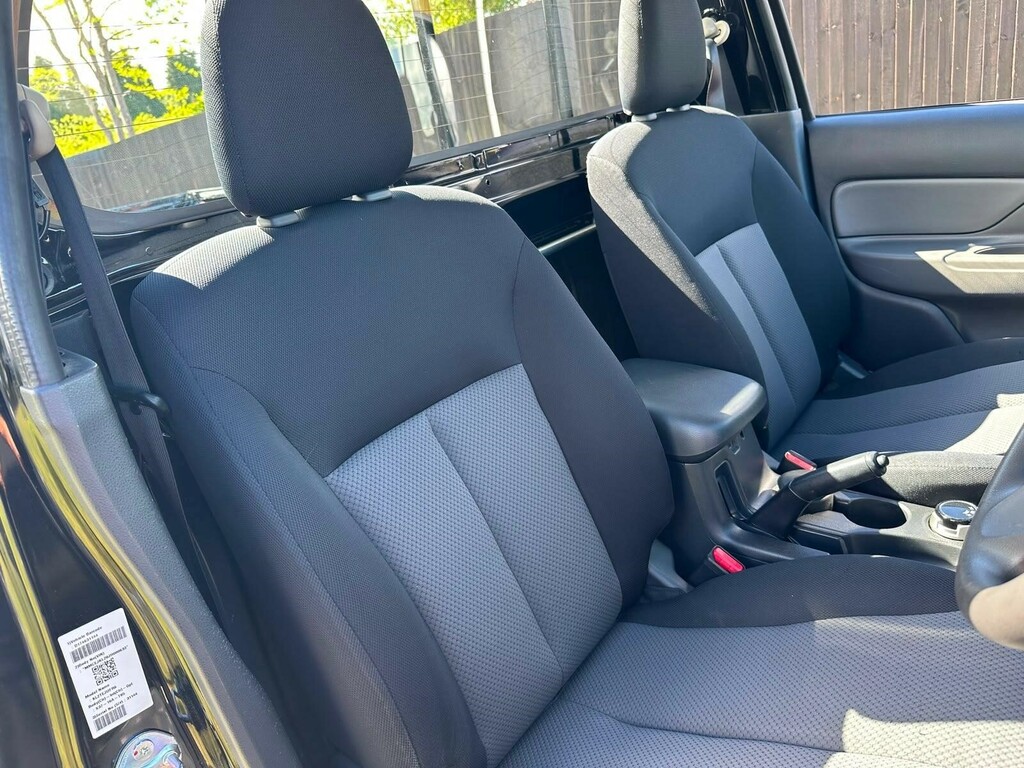 Mitsubishi L200 Automatic Grey #26