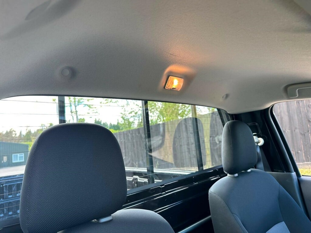 Mitsubishi L200 Automatic Grey #32