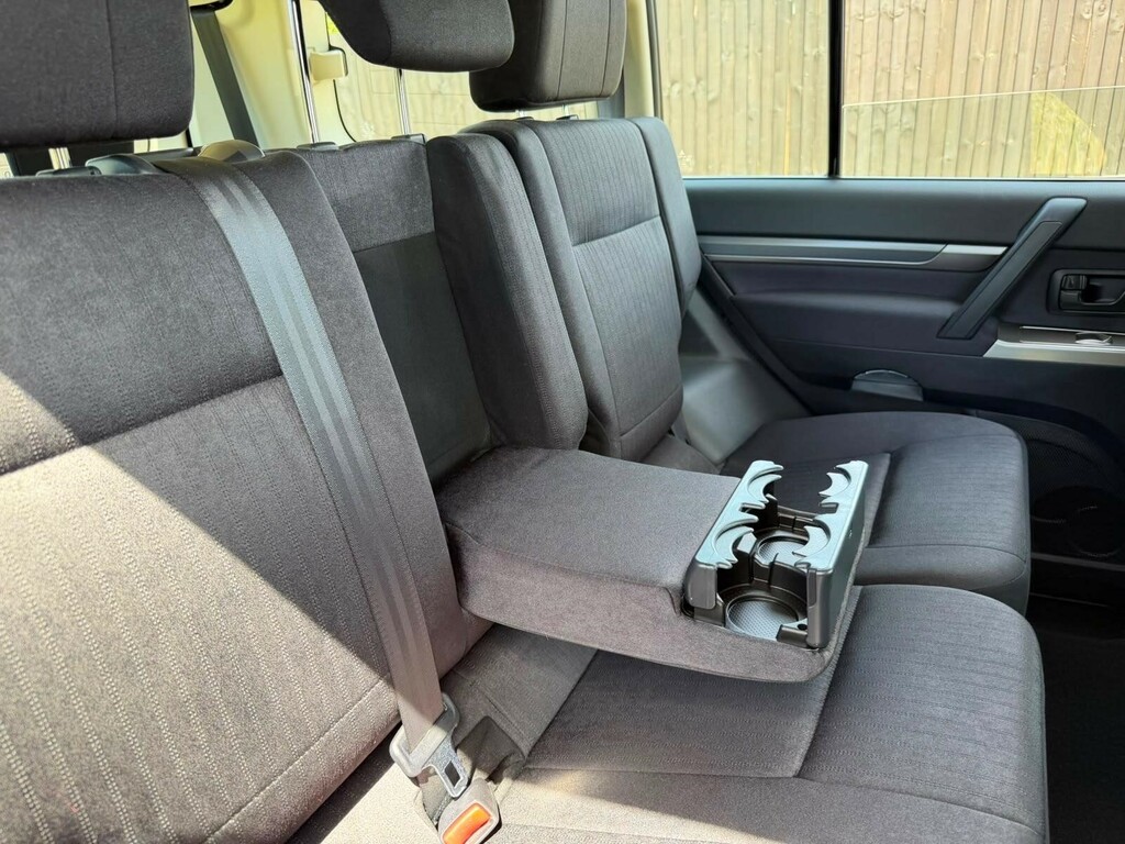 Mitsubishi Shogun Barbarian Di-d 4Wd  #22