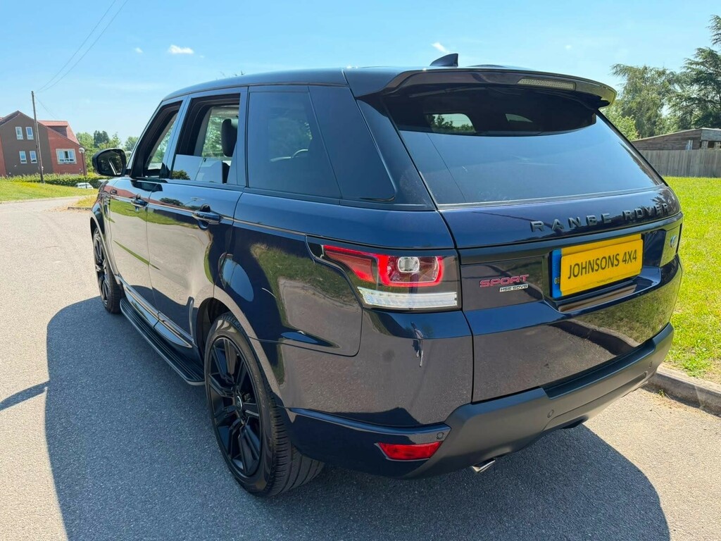 Land Rover Range Rover Sport 3L Hse Dynamic Black #4