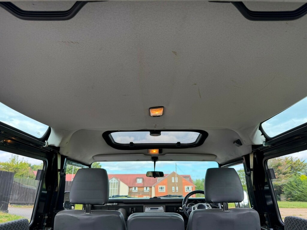 Land Rover Defender 90 Hard-top Td5 Green #41