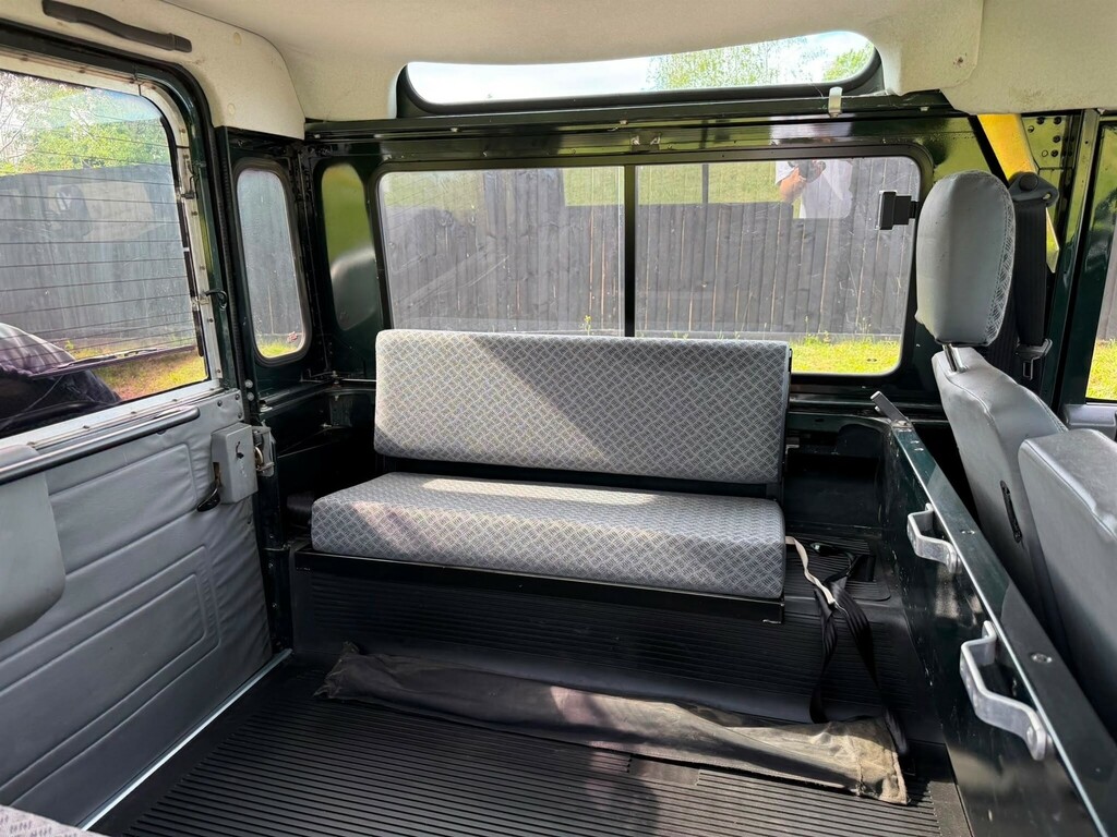 Land Rover Defender 90 Hard-top Td5 Green #19