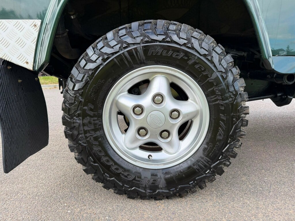 Land Rover Defender 90 Hard-top Td5 Green #30
