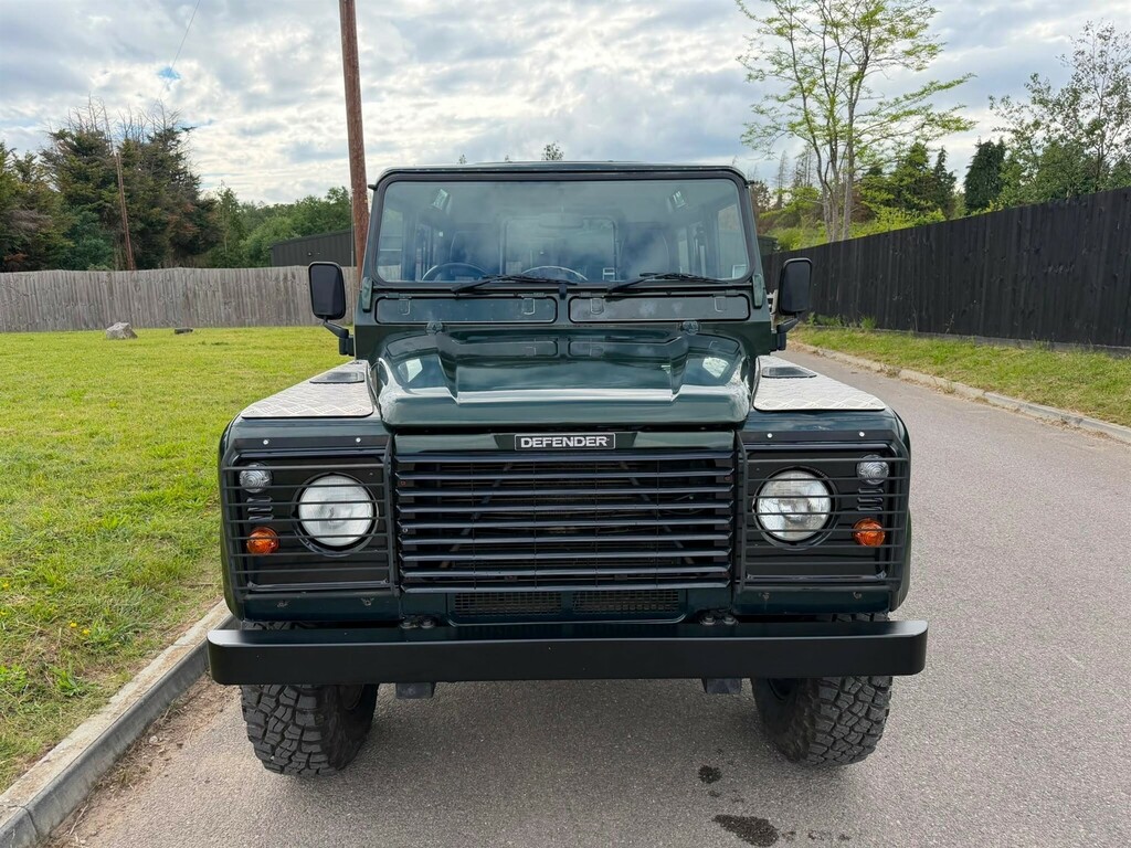 Land Rover Defender 90 Suv Green #5