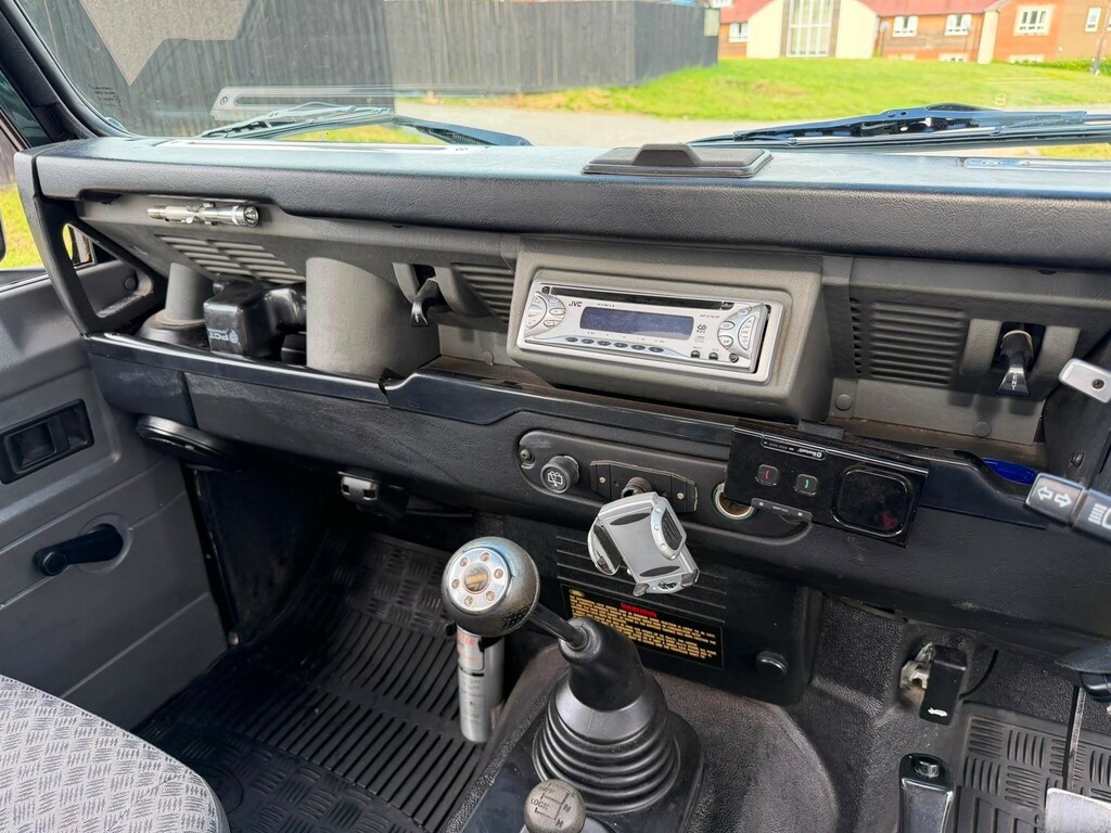 Land Rover Defender 90 Hard-top Td5 Green #14