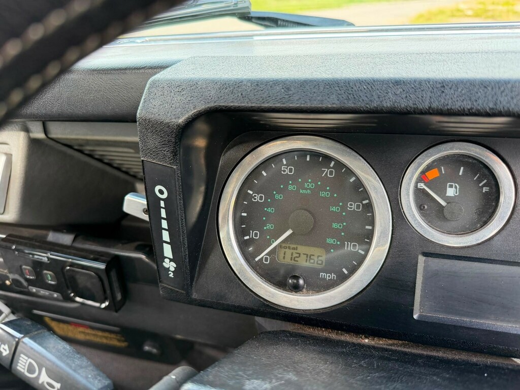 Land Rover Defender 90 Hard-top Td5 Green #33