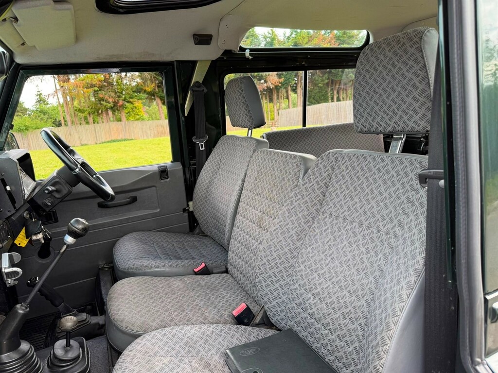 Land Rover Defender 90 Hard-top Td5 Green #39