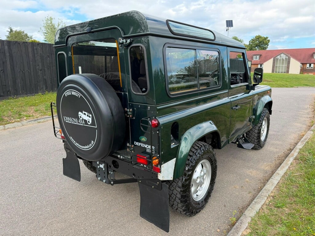 Land Rover Defender 90 Hard-top Td5 Green #10