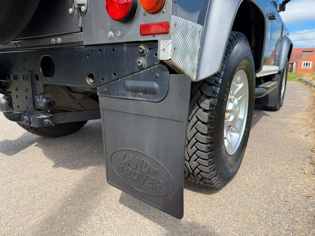 Land Rover Defender 90 90 Defender Must Be Black #49