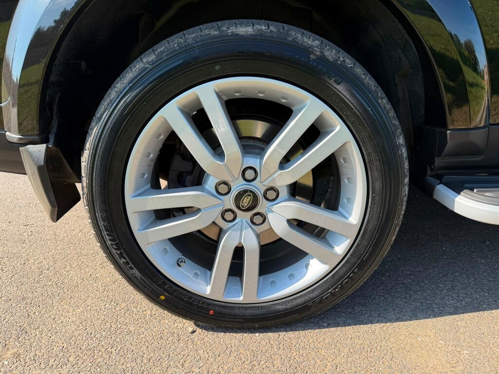Land Rover Discovery Se Tech Grey #31