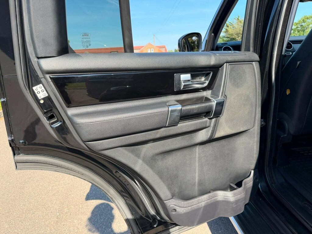 Land Rover Discovery Se Tech Grey #27