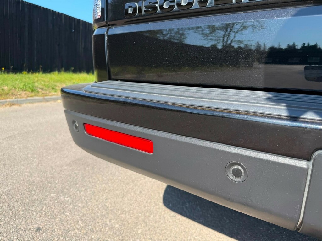 Land Rover Discovery Se Tech Grey #42