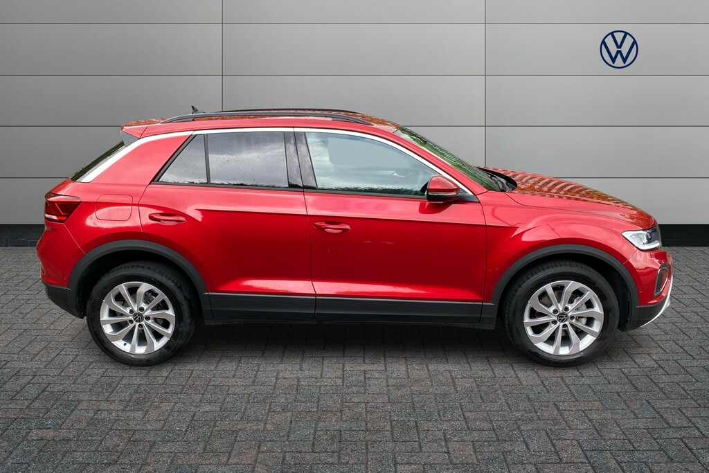 Volkswagen T-Roc 1.0 Tsi 115 Match MJ75BFA Red #4