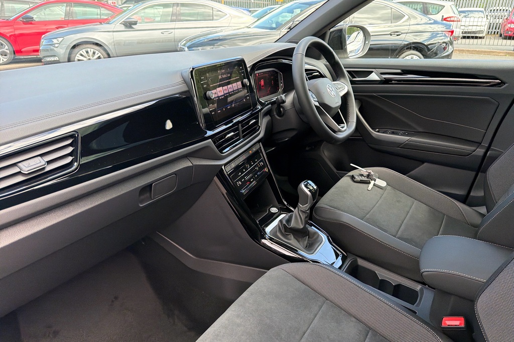 Volkswagen T-Roc 1.0 Tsi 115 Style Design VK26YLS Black #2