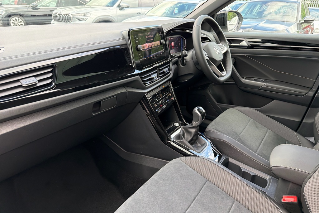 Volkswagen T-Roc 1.0 Tsi 115 Style Design VO26KVR Black #2