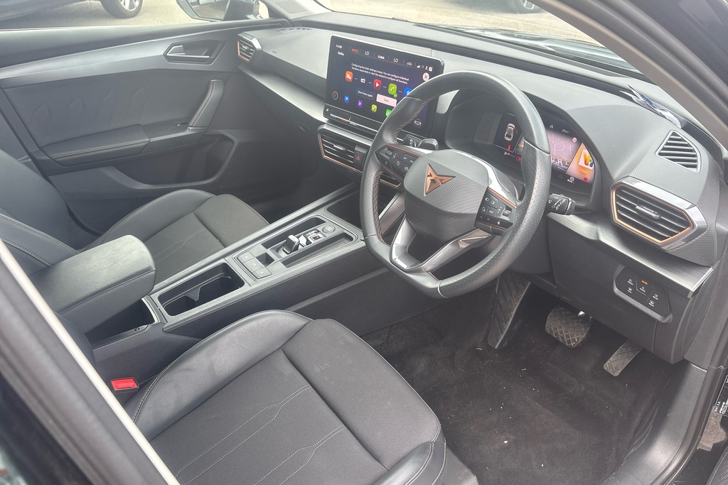 Cupra Leon 1.5 Etsi V1 Dsg Black #6