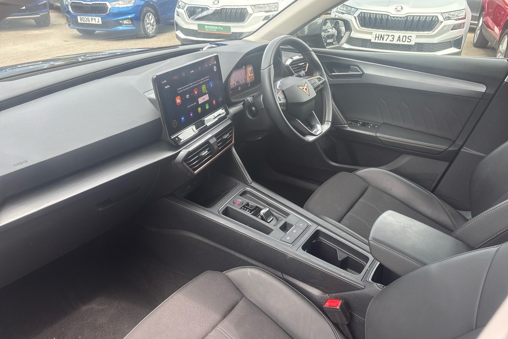 Cupra Leon 1.5 Etsi V1 Dsg Black #2