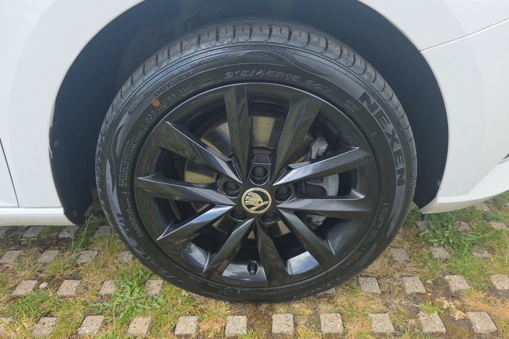 Skoda Fabia 1.0 Tsi Colour Edition Dsg HY71OUO White #5
