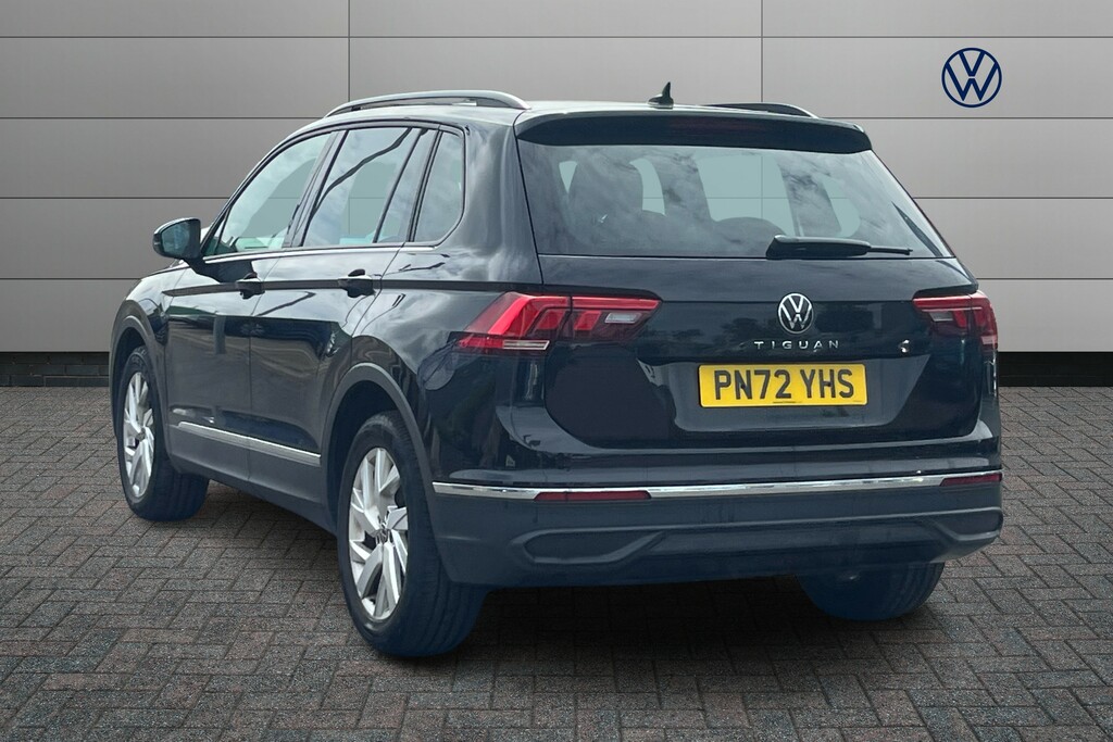 Volkswagen Tiguan 1.5 Tsi 150 Life Dsg PN72YHS Black #3