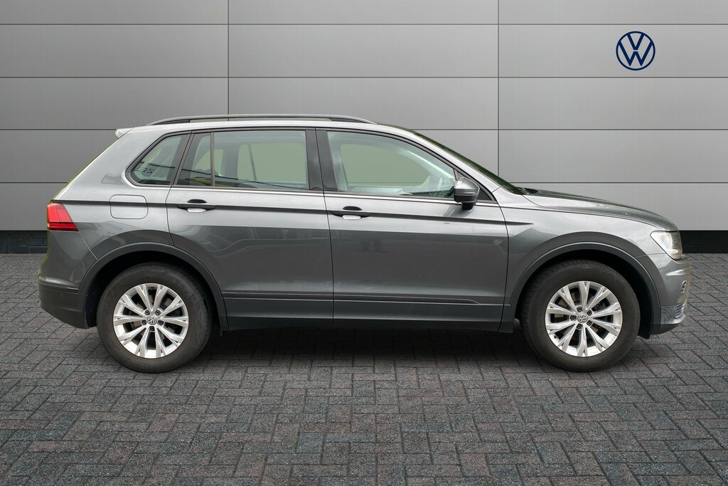 Volkswagen Tiguan 1.4 Tsi 125 S Grey #4