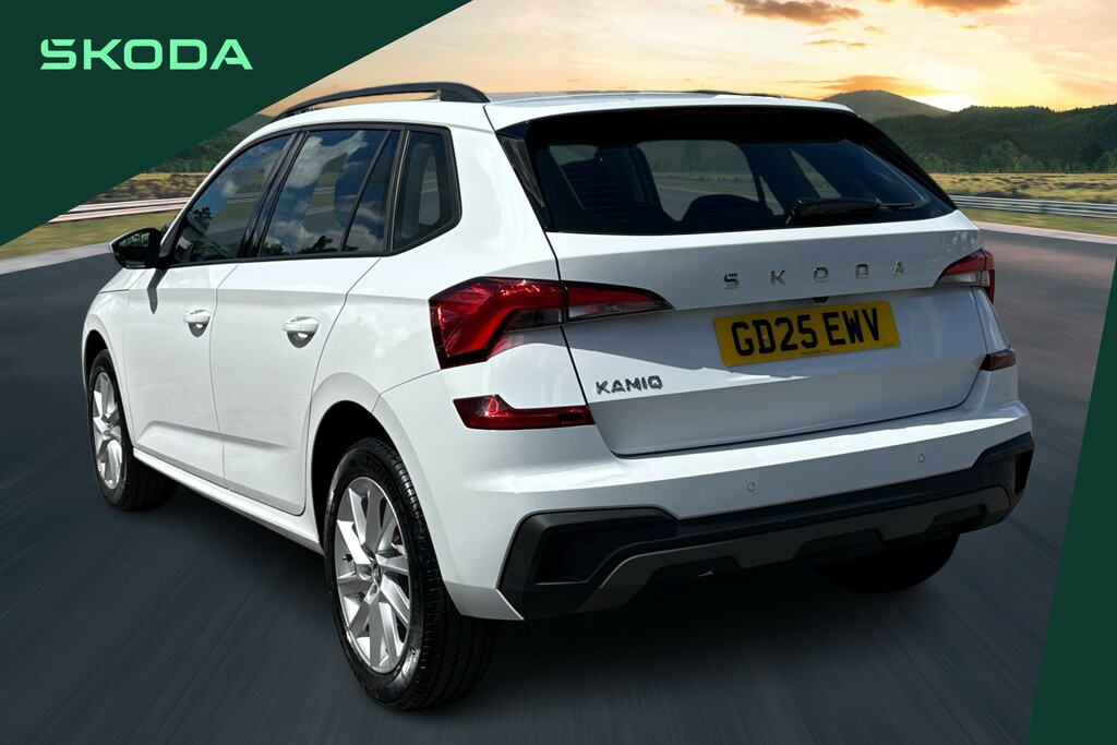 Skoda Kamiq 1.0 Tsi Se Edition GD25EWV White #3