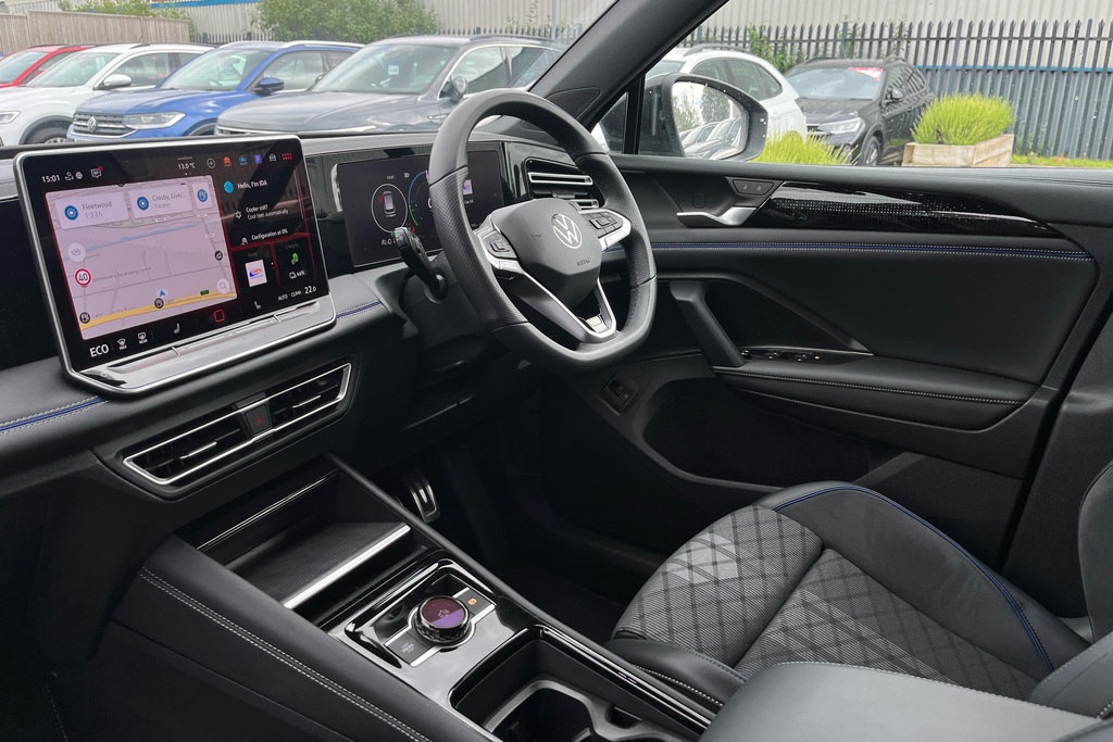 Volkswagen Tiguan 1.5 Tsi 272 Ehybrid R-line Dsg PK75MKF Silver #2