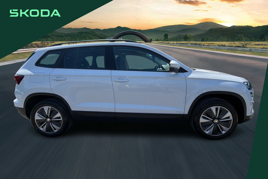 Skoda Karoq 1.5 Tsi Se Drive White #4