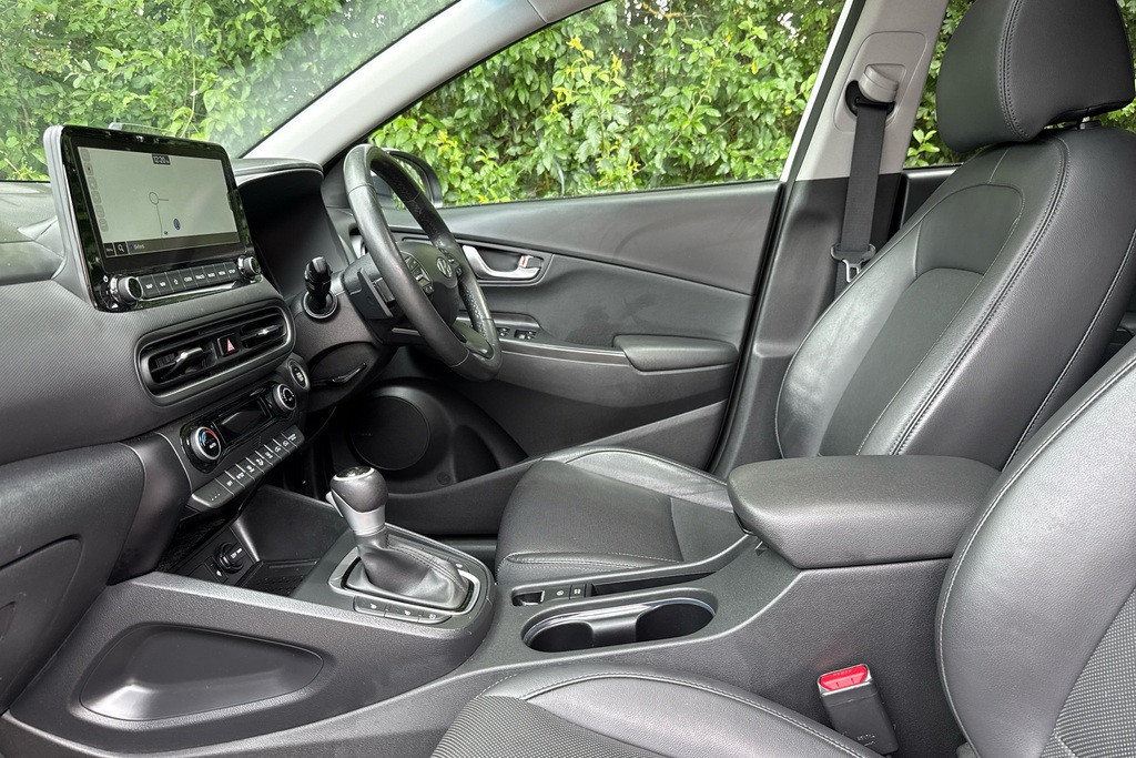 Hyundai Kona Gdi Ultimate KN22NHE White #6