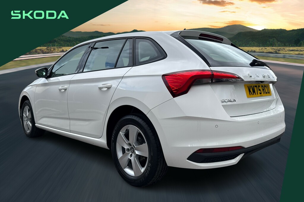 Skoda Scala 1.0 Tsi 116 Se Edition KM75RCU White #3
