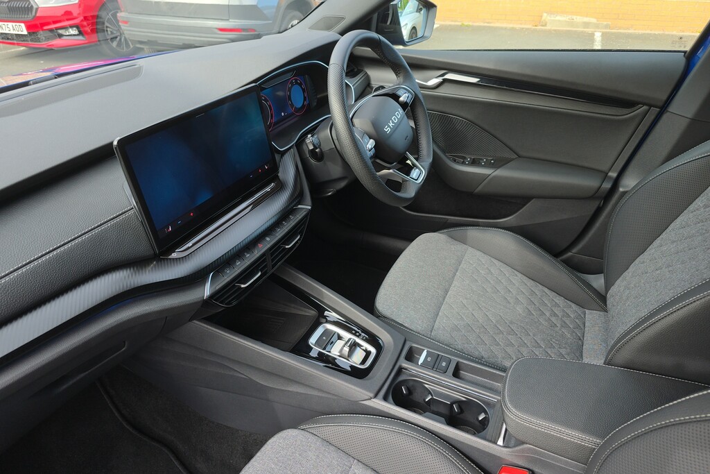 Skoda Octavia 1.5 Tsi 150 E-tec Sportline Dsg Blue #2