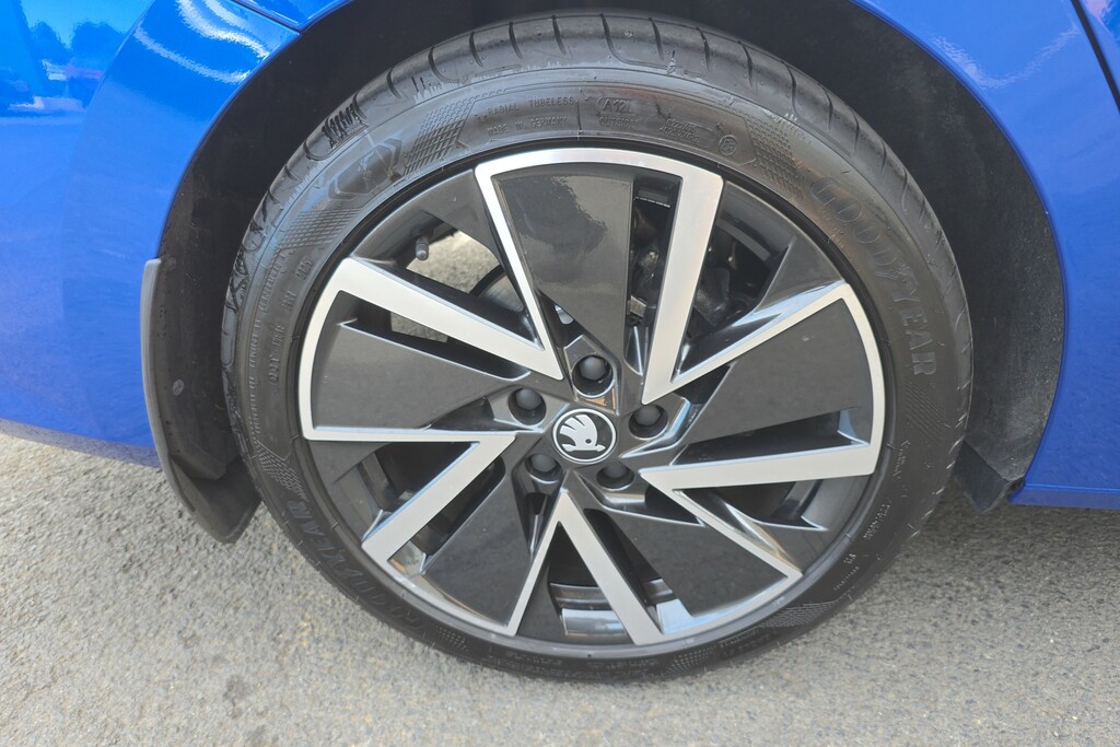 Skoda Octavia 1.5 Tsi 150 E-tec Sportline Dsg Blue #5