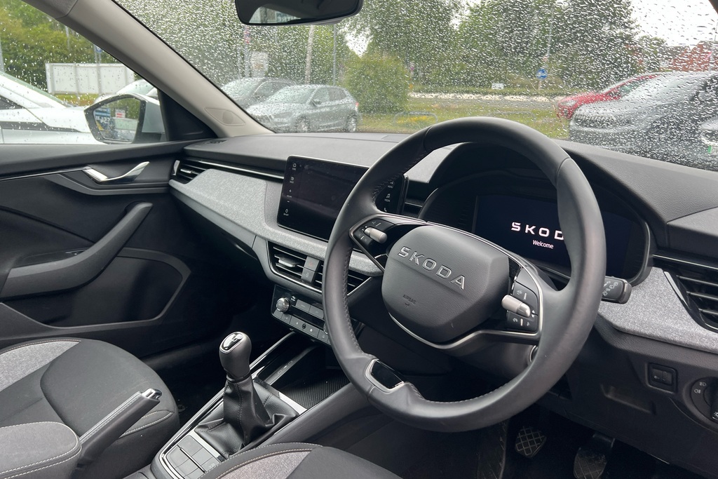 Skoda Kamiq 1.0 Tsi 95 Se Edition GD25AUV Silver #6