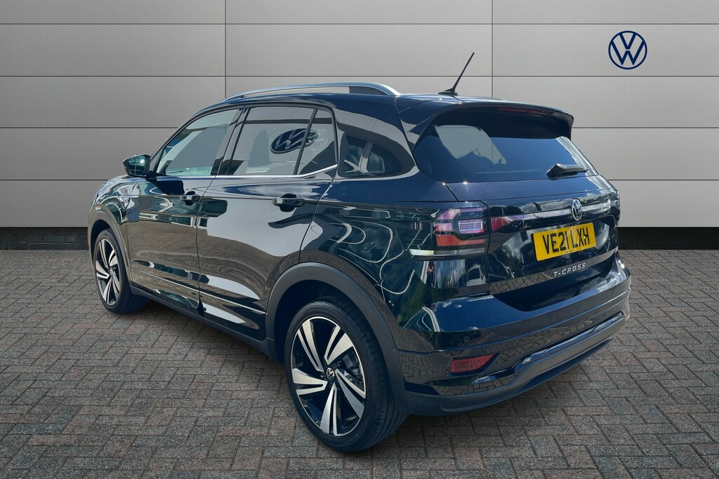 Volkswagen T-Cross 1.0 Tsi 110 R-line Dsg VE21LXH Black #3