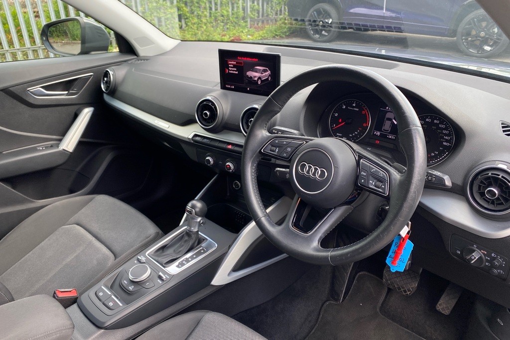 Audi Q2 30 Tdi Sport S Tronic Grey #6