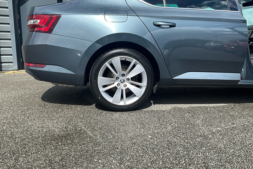 Skoda Superb 2.0 Tsi Se L Executive Dsg Grey #5