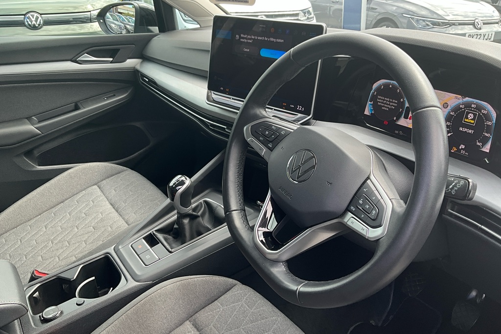 Volkswagen Golf 1.5 Tsi Match BV74EJX Black #6