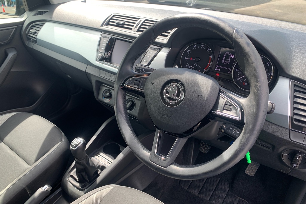 Skoda Fabia 1.0 Tsi Se BK67XSM Grey #6