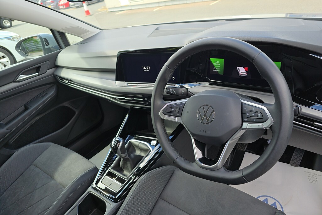 Volkswagen Golf 1.5 Tsi Style BG24YSJ Grey #6