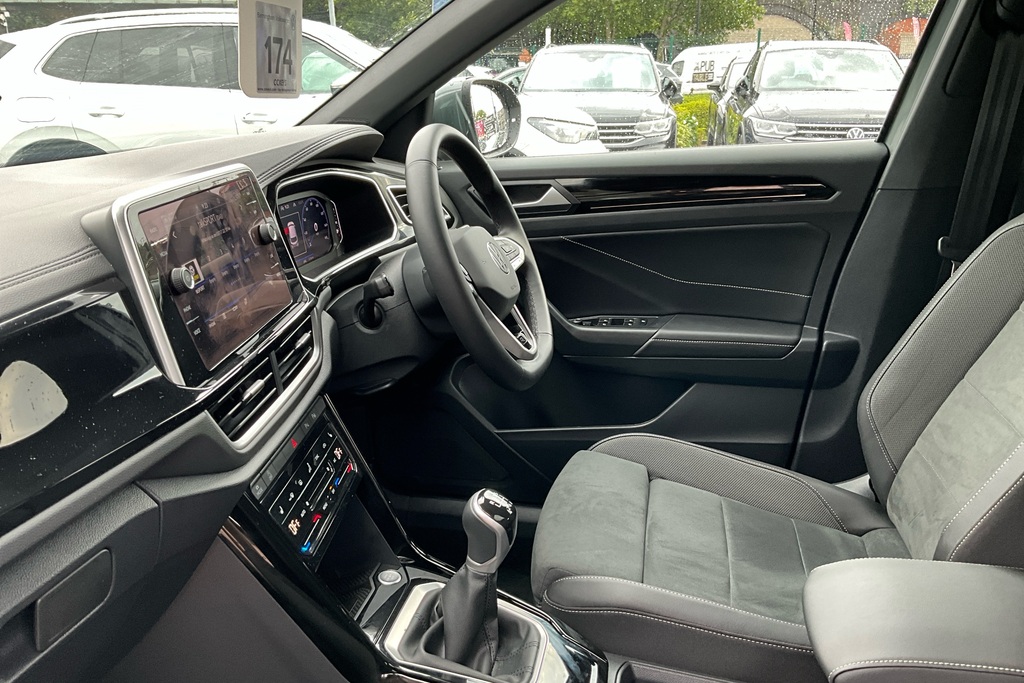 Volkswagen T-Roc 1.5 Tsi R-line Grey #4